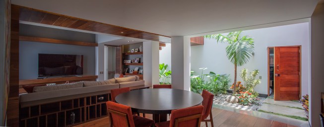 House Five's Patios
By Almazán y Arquitectos Asociados