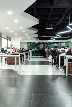 Oficinas Corporativas SF SYSTEMS - SPAZI Funcion Arquitectonica
