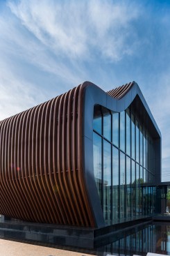 LAND+Experience+Center+by+Aedas