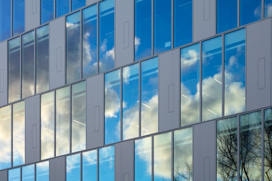 Completed in 2021, UP! is the first Berlin project for both Jasper Archi- tects and SIGNA, the Austrian real estate company and owner