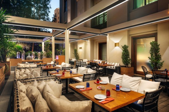 Pursuit by Architectural Area Lighting/Hubbell Lighting