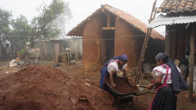 Centro comunitario “Mujeres y Maíz” y Cocinas Familiares - Juan Carlos Loyo Arquitectura