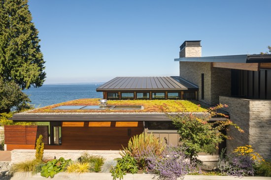Seaview Escape green roof