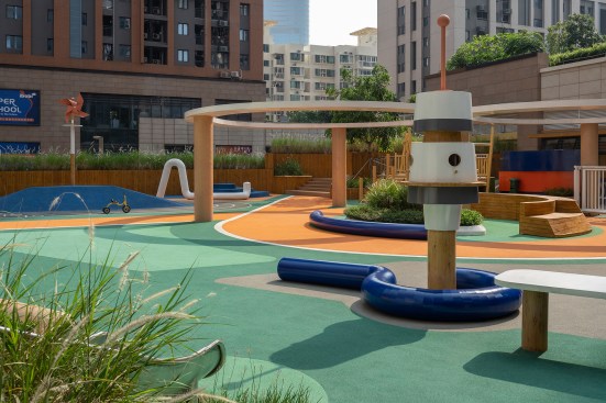 15_Playground 08