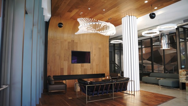 YGD's Chrysalis and Halo are in the waiting areas. 