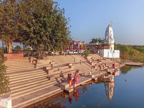 the transition from the land to wate