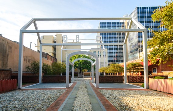 Venturi and Rauch's Franklin Court in Philadelphia