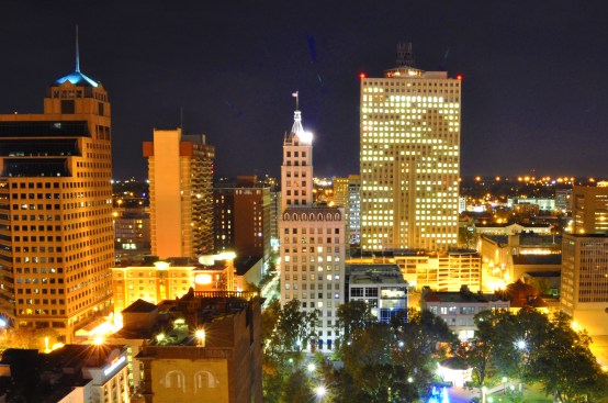 A+nighttime+view+from+the+100+N.+Main+roof+in+Downtown+Memphis.+
