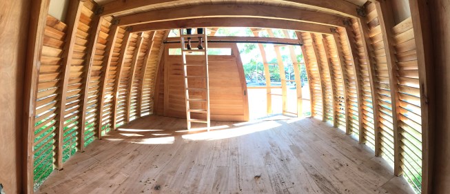 Interior, Lika