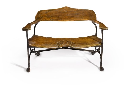 Antoni Gaudí prayer bench