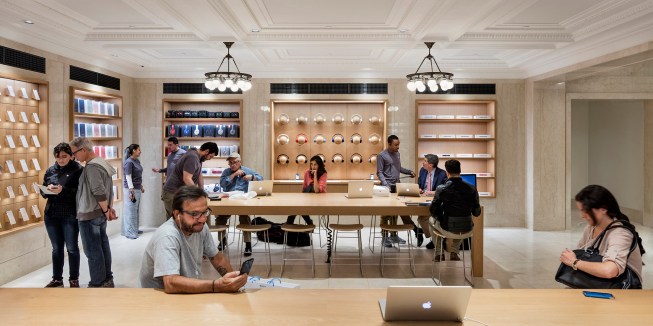 Apple Store, Upper East Side, New York City, designed by Bohlin Cywinski Jackson