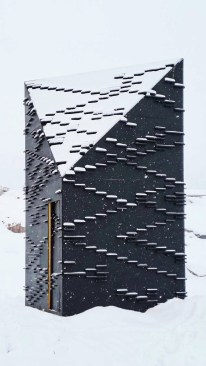 House of Snow door entrance.