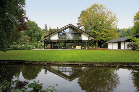 ART5 Huf Haus