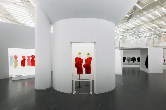 Gallery View, Absence/Presence