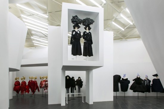 Gallery View, Clothes/Not Clothes