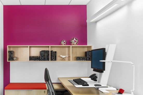 Pico personal dimming controls in private offices allow users to enjoy full light for reading or paperwork, and dimmed light to reduce glare on computer screens and eliminate eye strain – flexible control is the key to a comfortable, inviting work environment. 