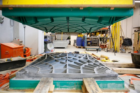 Block Research Group (BRG) senior scientist and co-director Tom Van Mele, at ETH Zurich, exhibited the HiLo prototype at the AU Expo. The BRG team has 3D sand-printed floor slabs using optimized geometry and innovative materials to be more lightweight, strong, expressive, and beautiful when viewed from below as a ceiling slab. Some of BRG’s work can be seen in its book Beyond Bending: Reimagining Compression Shells (Detail, 2017).
