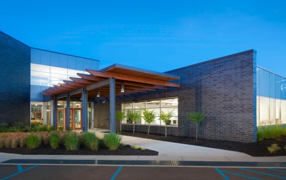 "The Corporate House" - Exterior view