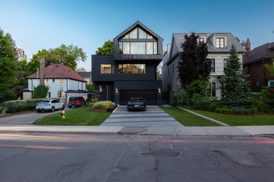 Atelier RZLBD / Stack House / front elevation