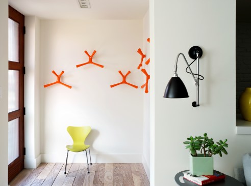 The front door with transparent windows also helps to bring in natural daylight.