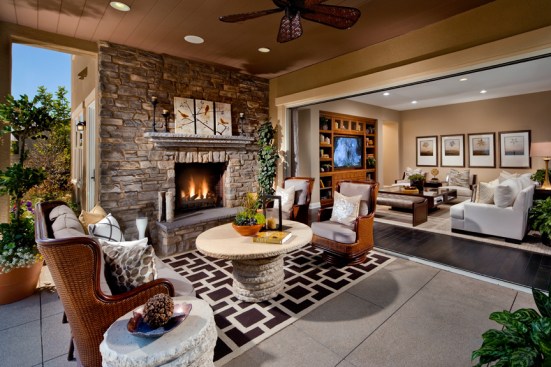 California rooms, linked to the great room/kitchen areas are another common feature in Standard Pacific Homes' redesigned houses. This one is in a model home at Bellasario in San Digeo, Calif.
.