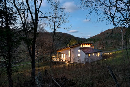 GriD Highland House_view from south dusk