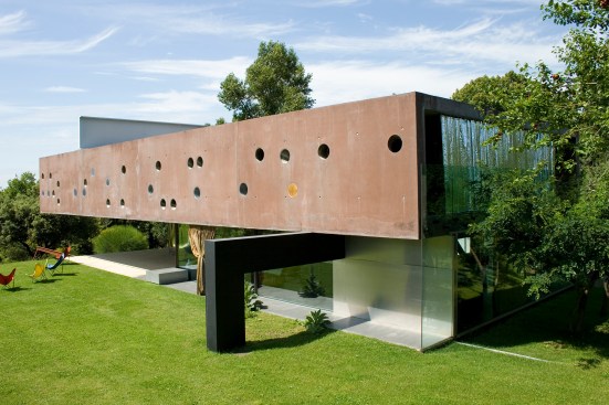 The Bordeaux residence, designed by Rem Koolhaas for Lemoine's father, depicted in "Koolhaas Houselife."