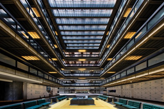 Sunken reception area in Saarinen’s atrium