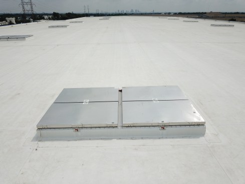 Smoke vents manufactured by BILCO include a Thermolatch II positive hold/release mechanism that ensures reliable operation when a fire occurs.