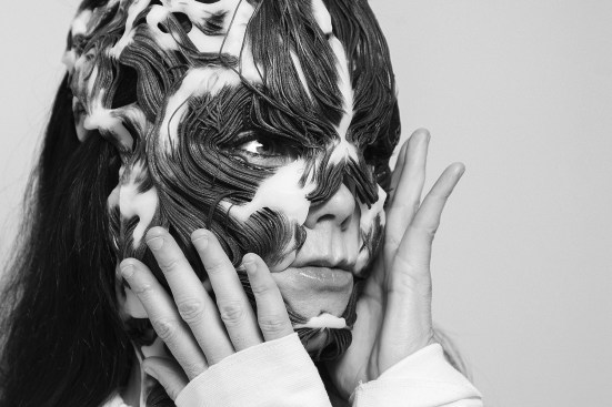 Björk wearing the Rottlace mask.