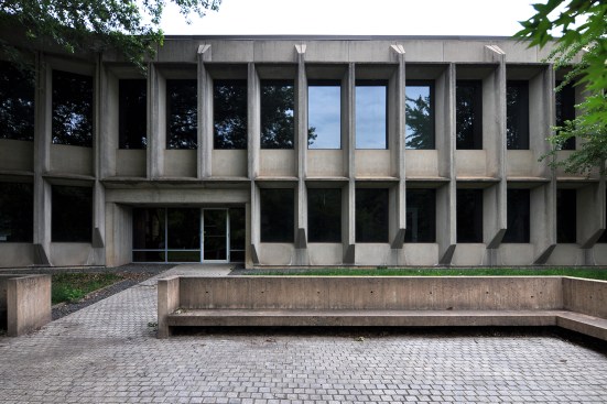 East entrance to Marcel Breuer's American Press Institute, Reston, Va.