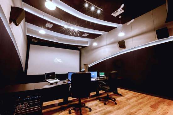 Clap Studios Side View (l)