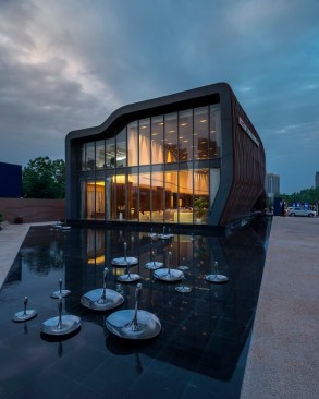 LAND+Experience+Center+by+Aedas