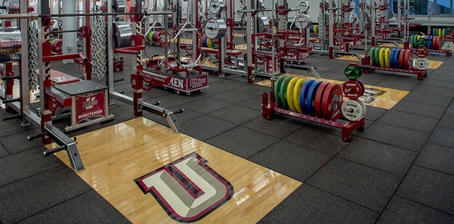 University+of+Massachusetts%e2%80%93Amherst+McGuirk+Alumni+Stadium%2c+HOK%2c+Amherst