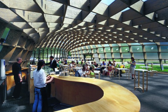 Serpentine+Gallery+Pavilion+2005%2c+designed+by+%c3%81lvaro+Siza%2c+and+Eduardo+Souto+de+Moura+with+Cecil+Balmond+%2f+Arup