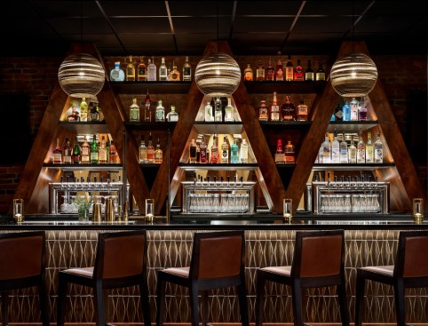 Kanú Restaurant + Bar
