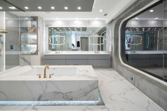 A floating tub was enhanced with fireglass and RBG lighting.