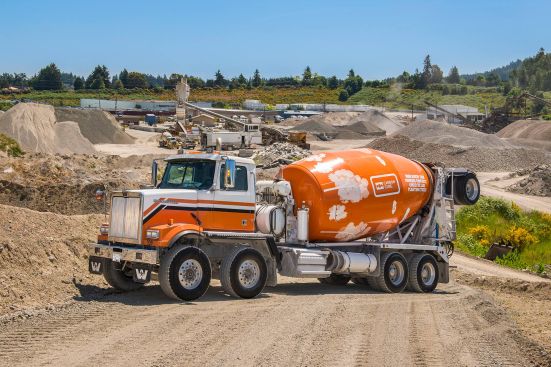The Canada-based CarbonCure is a leader in reverse calcination in concrete, injecting CO2 from industrial gas companies in concrete mixes at over 400 concrete plants.