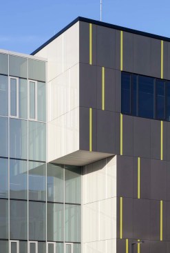 DEU, Deutschland, Aachen, RWTH Aachen Hoersaalzentrum, Maerz 2017 [ (c) Margot Gottschling, Zoellnerstr.21c, 51491 Overath, mail@mgottschling.de ; Jegliche Nutzung des Fotos nur gegen Honorar zzgl. der gesetzlichen MwSt., vollstaendiger Namensnennung nach Paragraph 13 UrhG und Zusendung von zwei Belegexemplaren. Das Nutzungshonorar richtet sich nach den aktuellen Bildhonoraren der MFM des BVPA. For any usage other than editorial, please contact photographer. ; Attention: NO MODEL-RELEASE! ;  ] [#0,26,121#]