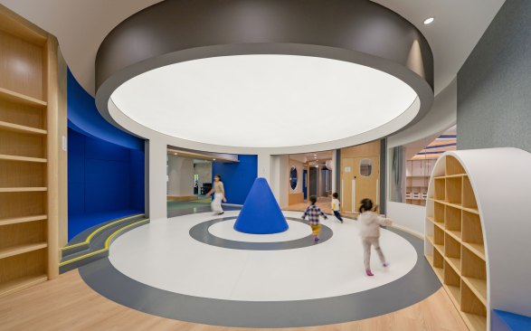 BENEBABY-vmdpe-traffic-hub-atrium