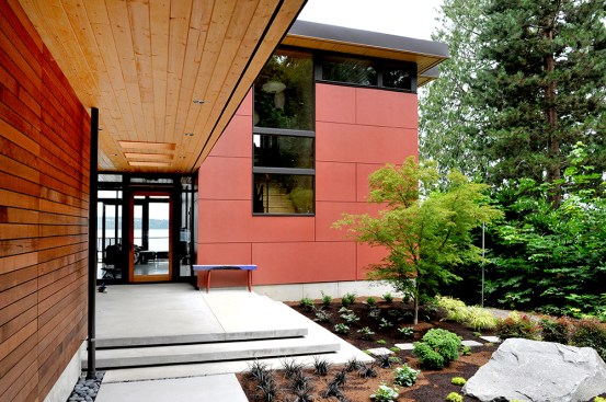 Arrow Point Residence entryway
