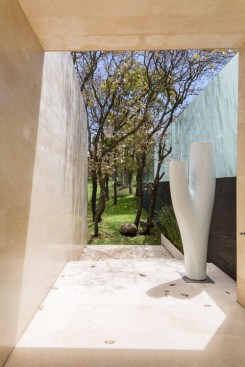 Country Club Residence by Migdal Arquitectos