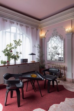 HotelPug Seal - German Velasco Arquitectos