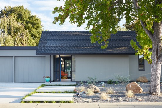 Renewed Classic Eichler by Klopf Architecture