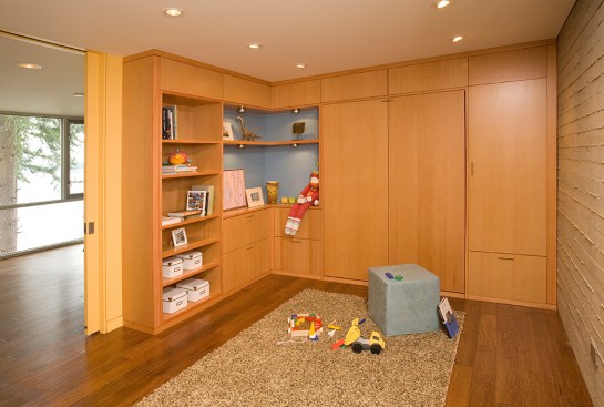 Hansen Road House murphy bed