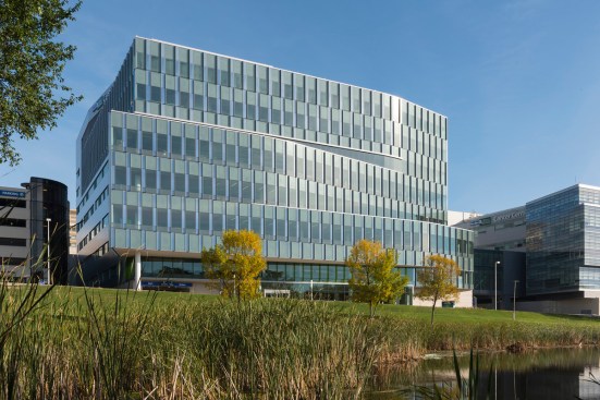 Froedtert & the Medical College of Wisconsin's Center for Advanced Care Exterior.
