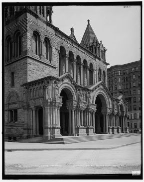 The narthex of Trinity Church, Boston, circa 1900.