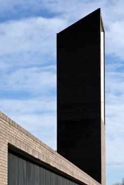 Edinburgh Sculpture Workshop & Creative Labs. Sutherland Hussey Harris Architects.