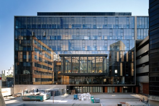 Architekt: Aravena
Medizinische Fakult&auml;t Santiago, Chile