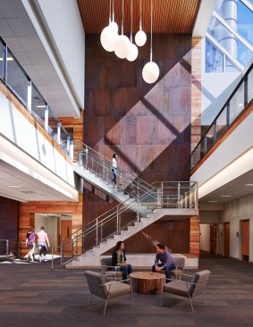 The striking atrium is day-lit from the third floor to the ground floor and offers various opportunities for interaction.  